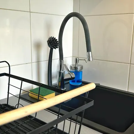 Cozy Hill Modern Box Apartament *